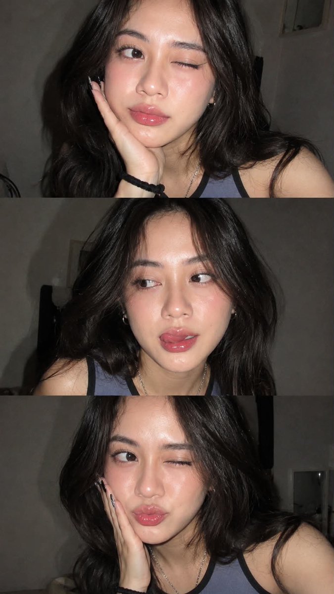 Flash Selfie Collage of a Young Woman in Y2K Style — AI result, variation 2 of 2